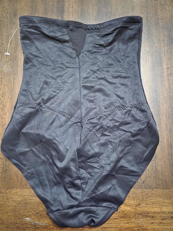 NWOT Miraclesuit LG Hi-Waist Brief 2785 Shaper Panty Black 131352