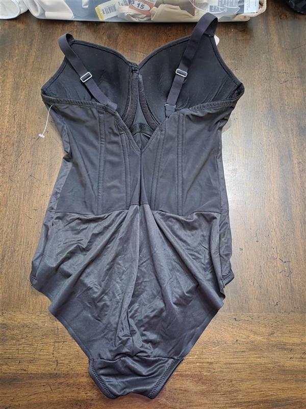 NWT Miraclesuit 38D Ex Firm low back Bodybriefer Back Magic 2850 Black 131371