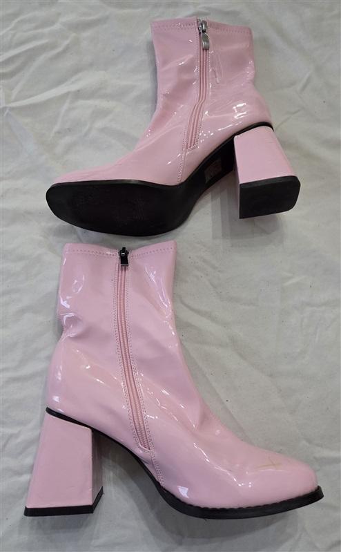 NWOTD Patented Leather Chelsea Ankle Boots Pink 131439