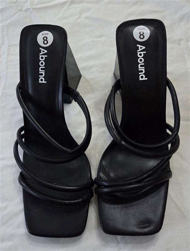 NWOT Abound 8 Block Heel Slip On Strappy Dress Sandals Black 131447