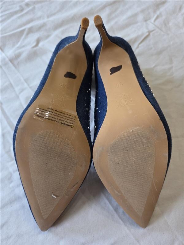 NWOT New York & Co 8.5 Denim & Rhinestone Stud Heeled Pumps 131449