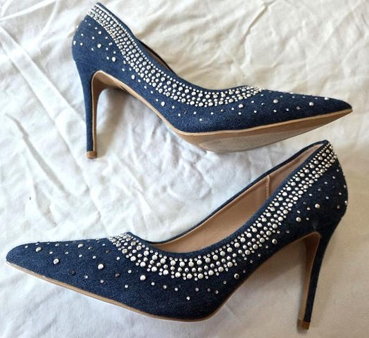 NWOT New York & Co 8.5 Denim & Rhinestone Stud Heeled Pumps 131449