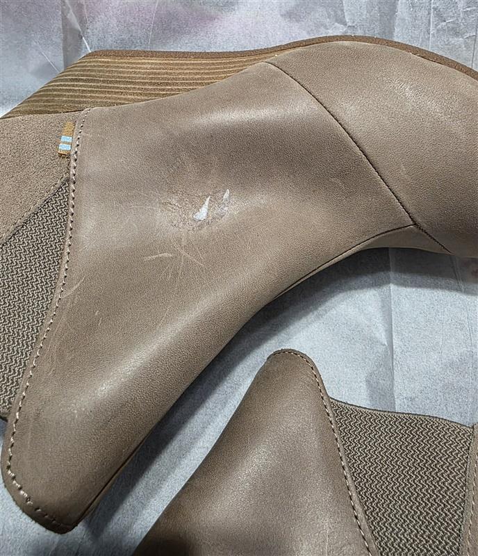 NWTD Tom's 9 Kelsey Wedge Suede Booties Ankle Boots 131450