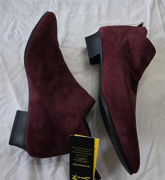 NWT Seven7 Burgundy Faux Suede size 9 Booties Boots 131485