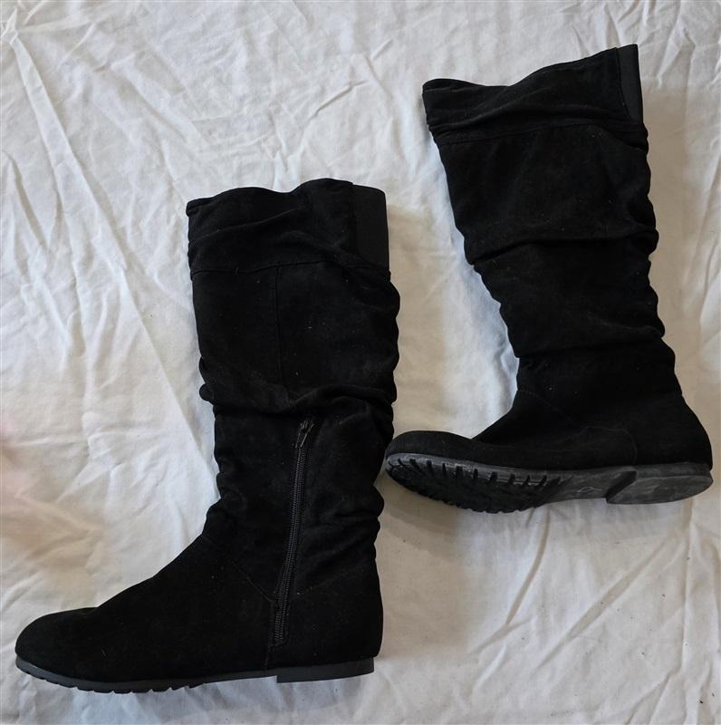 NWOT Rampage 6.5 Britton Slouch Boots Black Faux Suede 131488