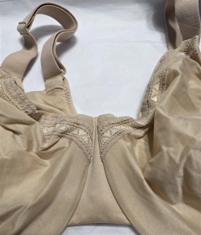 NWOT Wacoal Perfect Primer 42DD Full Figure Underwire Bra 855213 Beige 131537