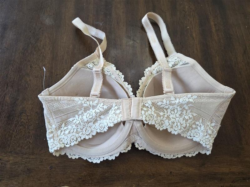 NWt Wacoal 32DD Embrace Lace Plunge Underwire Bra 853291 Beige 131593