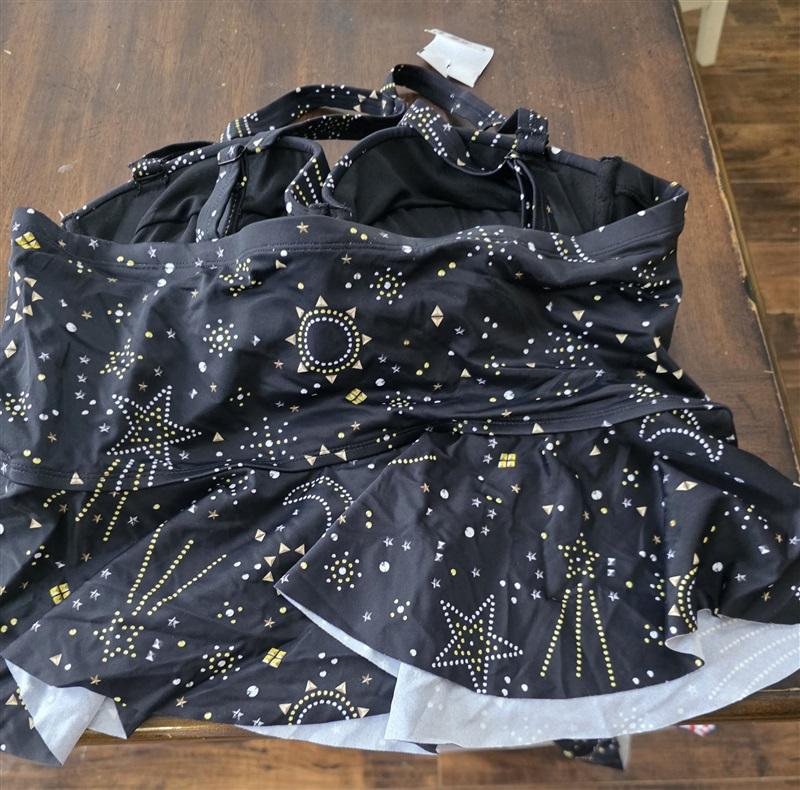 NWT Torrid 3 Black Stud & Stars Constellation Peplum Tankini Swim Top 131630