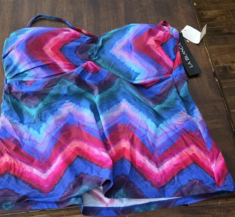 NWT La Blanca Island Goddess 16 Chevron Bandeau Tankini Swim Top 131636
