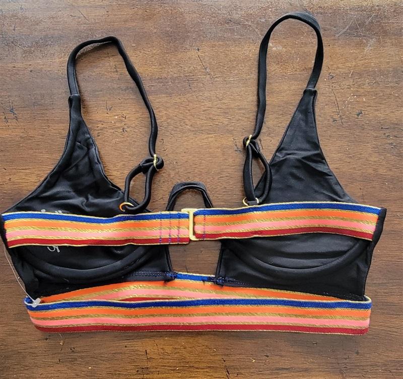 NWOT Lovers & Friends M Underwire Black Bikini Swim Top Stripe Band 131642