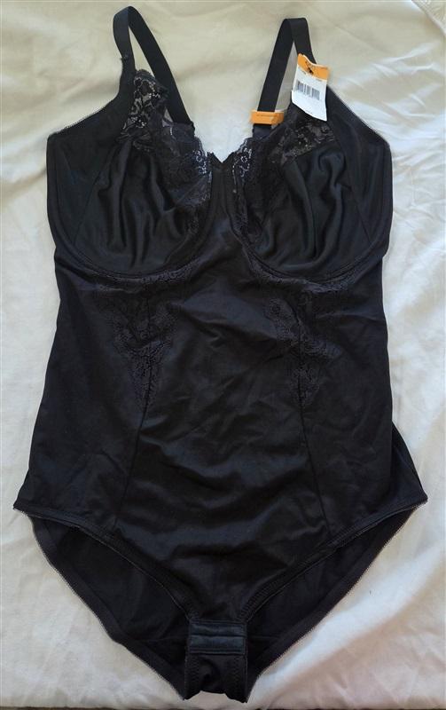 NWT Flexees Maidenform 42DD Firm Control Unlined Body Shaper 1456 Black 131672