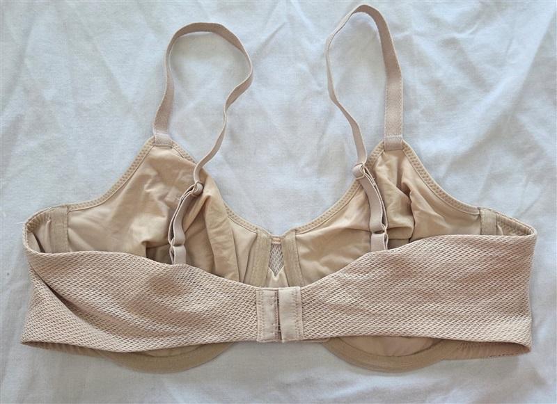 NWOT Wacoal 38C Keep Your Cool Underwire Bra 855378 Beige 131673