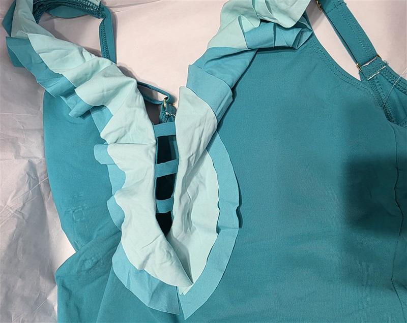 NWTD Bleu Rod Beattie 8 Deep V Ruffle Halter Tankini Teal Blue 131689