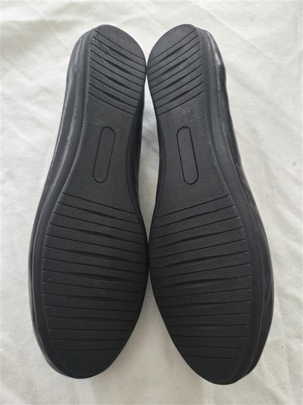 NWOT Kim Rogers 8 Amelia Black Faux Leather Flats 131703