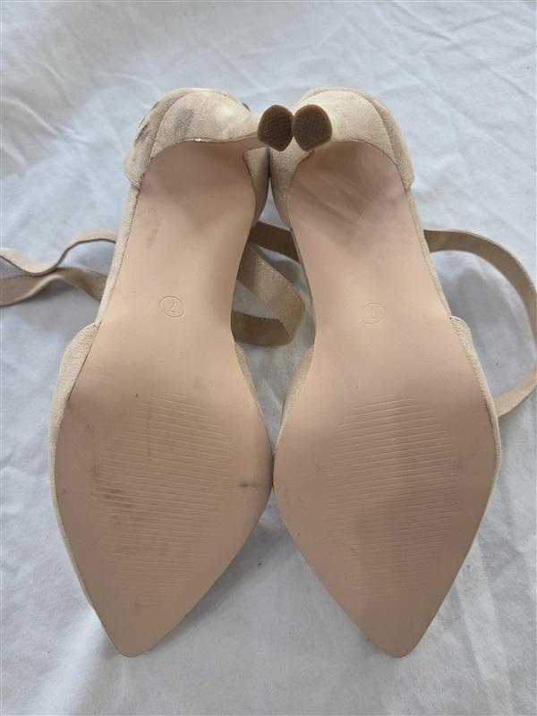 NWOT Classic 7 Pointed Toe Faux Suede Leather Tan Ankle Tie Pumps 131716