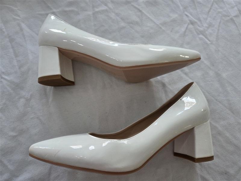 NWOTD 7.5 Pointy Toe White Patented Leather Pump White 131718