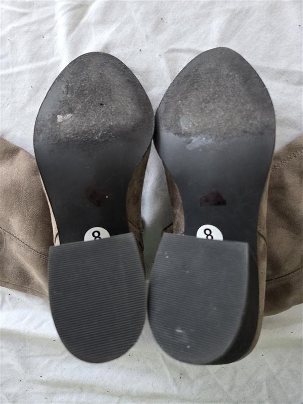 NWOTD BP 8 Knee-High Boots Pointy Toe Taupe Faux Suede 131720