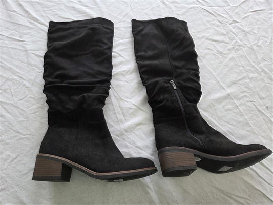 NWOT Olivia Miller 10 Faux Suede Slouch Knee Boot Black 131738