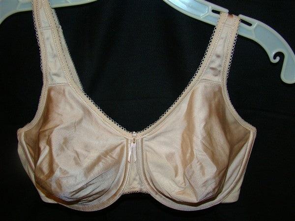 NWOT Wacoal 34D Basic Beauty Full Figure Underwire Bra 855192 Beige 131791