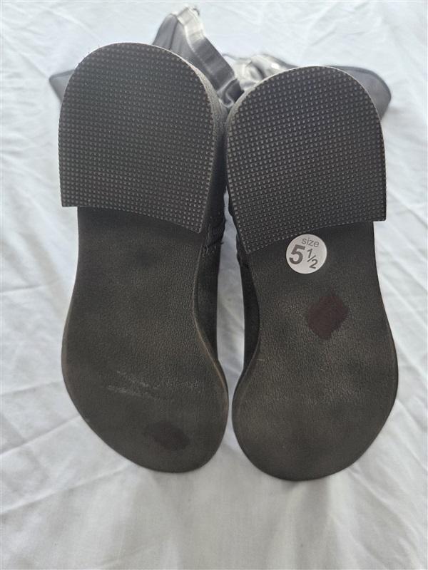 NWOT Shoedazzle 5.5 LaToya Equestrian Moto Strap Boots Black 131797