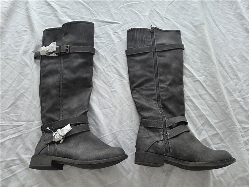 NWOT Shoedazzle 5.5 LaToya Equestrian Moto Strap Boots Black 131797