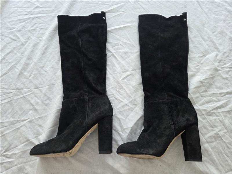 NWOT Sam Edelman 7 Knee Boots Black Real Suede Heeled 131799