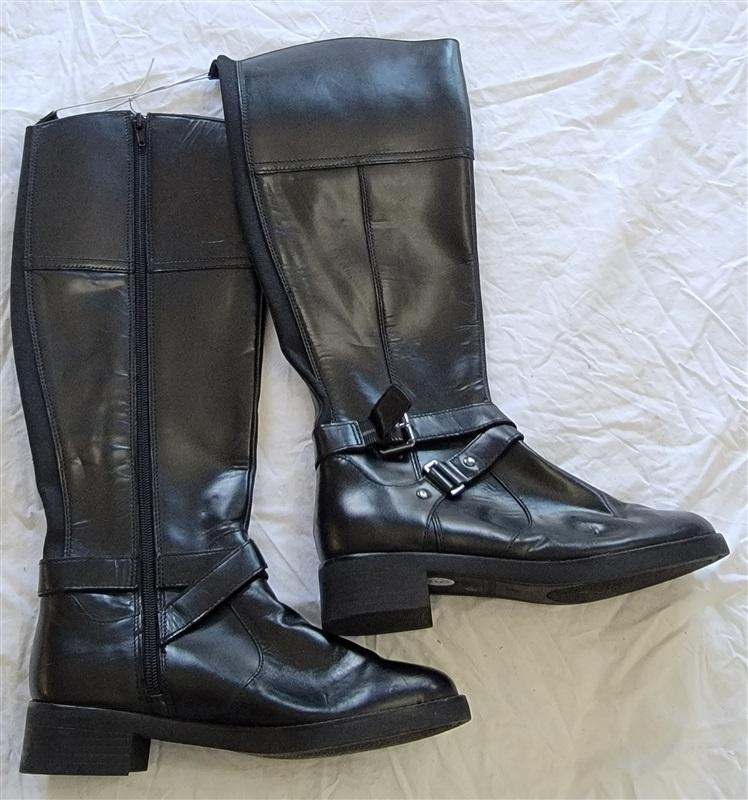 NWOT Bandolino 5 Riding Buckle Boots Equestrian Black Leather 131801