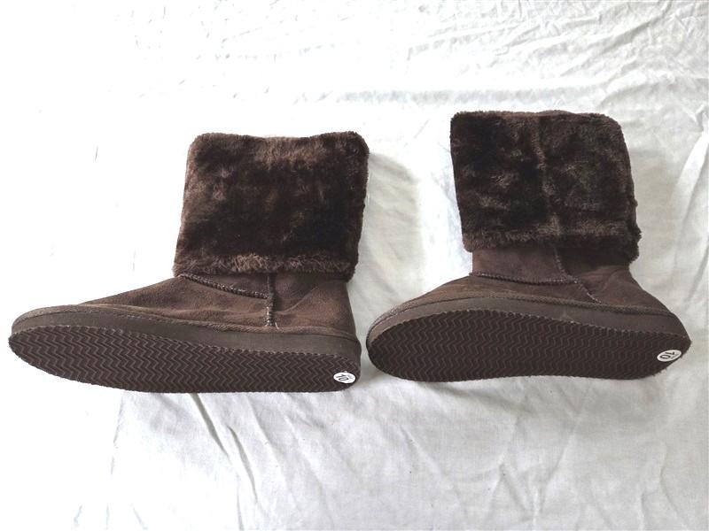 NWOT Bucco 10 Brown Faux Fur & Suede Boots 131845