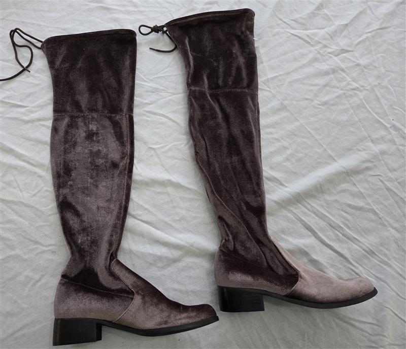 NWOT Charles & David 6.5 Knee-High Boots Tie Back Taupe Velvet 131895