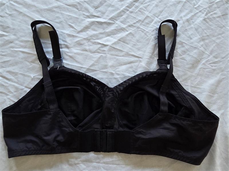 NWOT Exquisite Form 42B Original Fully Support Bra #5100532 Black 132049