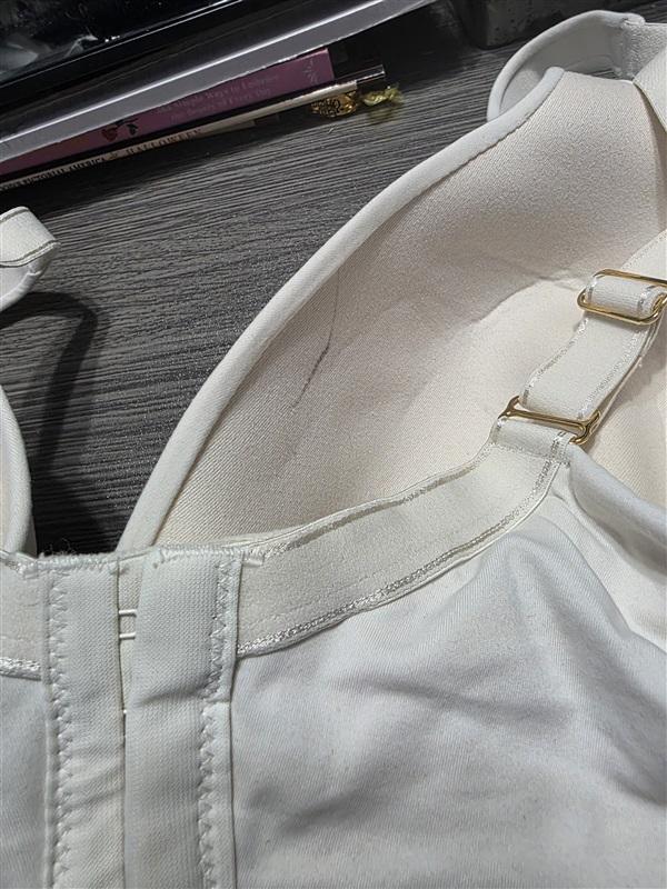 NWOTD Soma 40D Embraceable Full Coverage Underwire Bra Ivory 132127