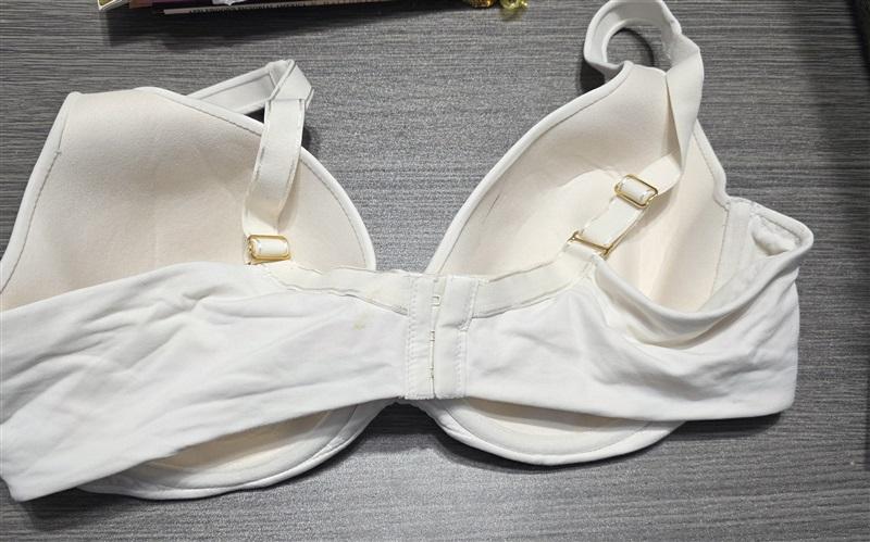 NWOTD Soma 40D Embraceable Full Coverage Underwire Bra Ivory 132127
