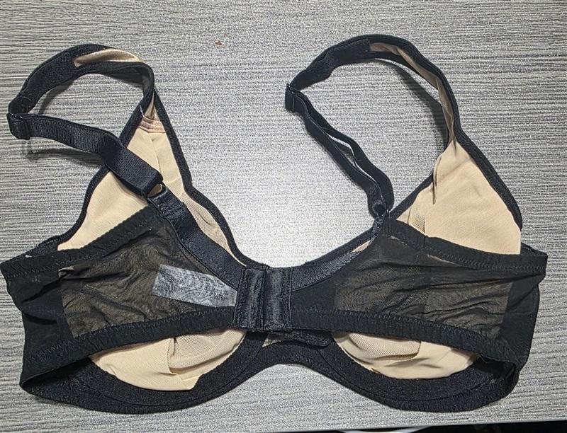 NWOT Wacoal 32D Stark Beauty Underwire Bra 855225 Black 132131