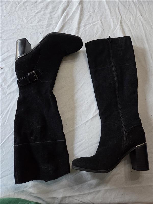NWOT Bandolino 6 Bilya Riding Buckle Boots Equestrian Black Suede 132164