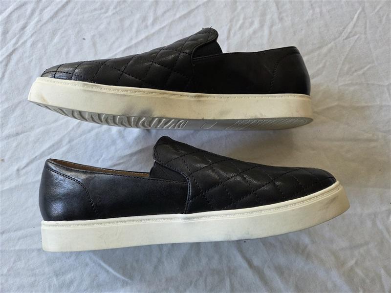 NWOT Crown & Ivy Wren 9.5 Quilted Faux Leather Loafers Flats 132170