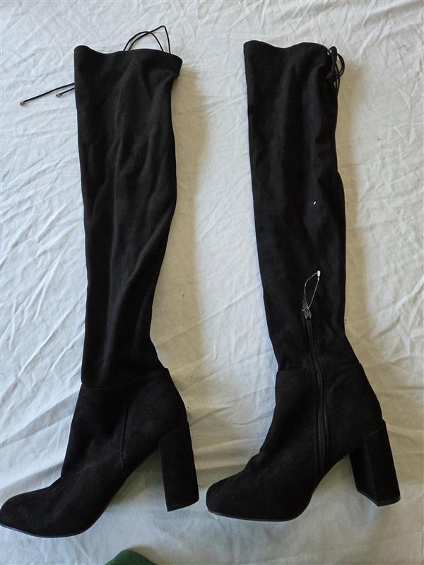 NWOT Chinese Laundry 9 Mystical Over the Knee Boots Black Suedette 132174