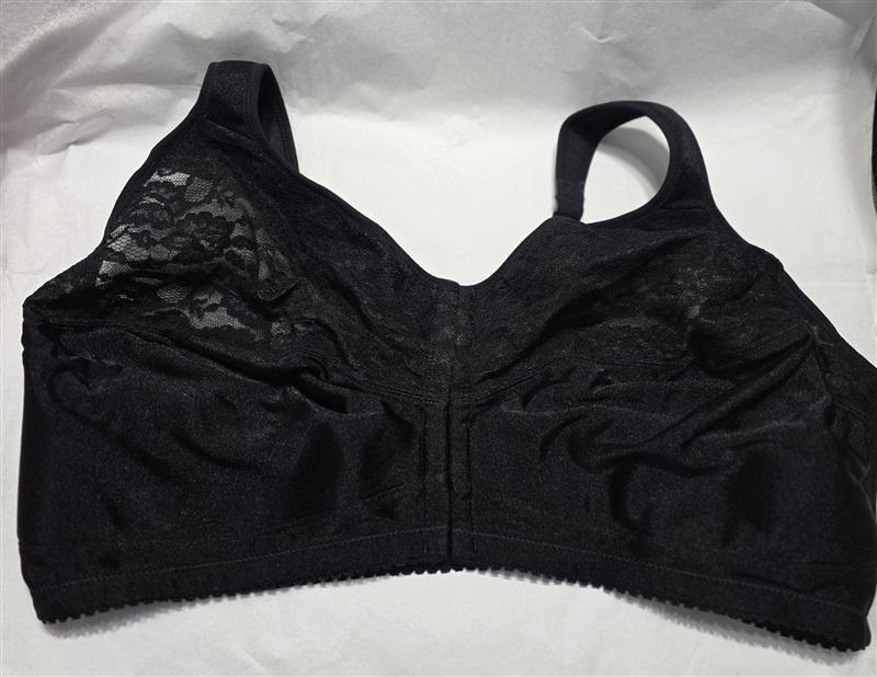 NWOT Comfort Choice 46G Easy Enhancer Wirefree Allover Lace Bra Black 132245