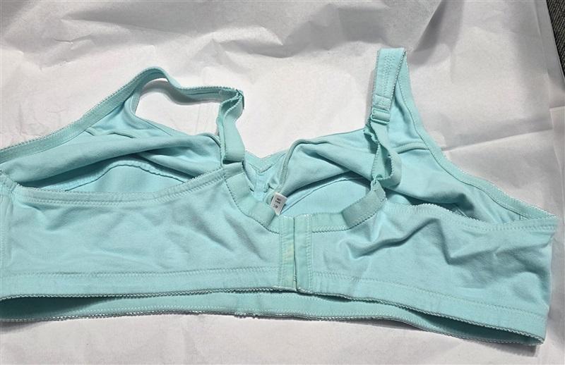 NEW 48C Comfort Choice Wirefree Back Hook Seamless Leisure Bra Aqua 132255