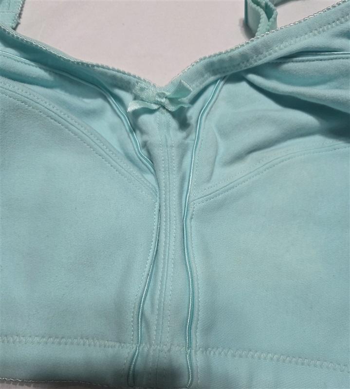 NEW 48C Comfort Choice Wirefree Back Hook Seamless Leisure Bra Aqua 132255