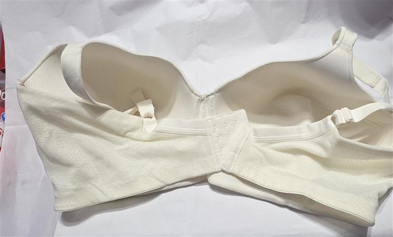 NWOT Vanity Fair 42DD Breathable Luxe Full Fig Wirefree Bra 71265 Ivory 132359
