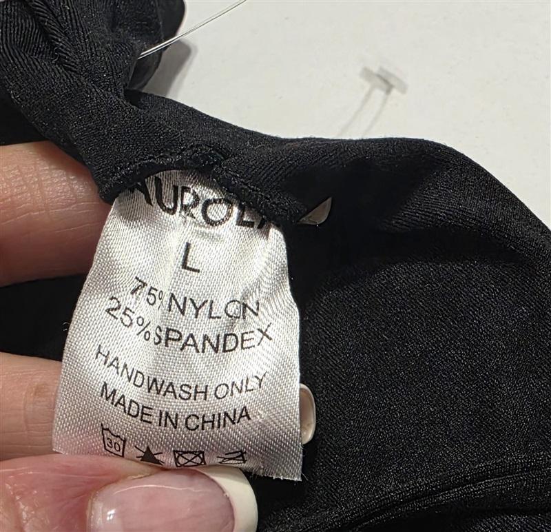 NWOT AUROLA Large Venus Strappy Back Yoga Sports Black Bra 132445