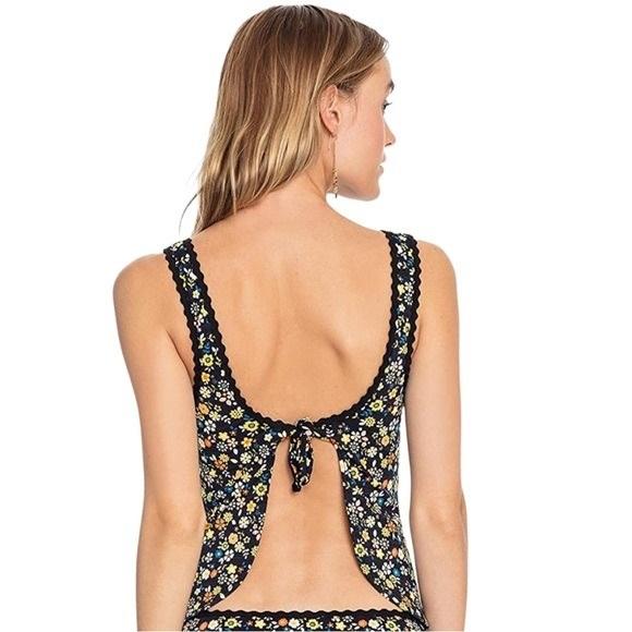 NWPT Robin Piccone Sabina M Floral Tankini Swim Top & Tie Side Bottom 132457