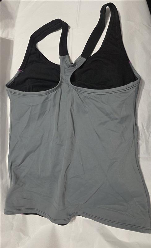NWOT Nike M Color Surge Powerback Scoop Athletic Tankini Swim Top 132458