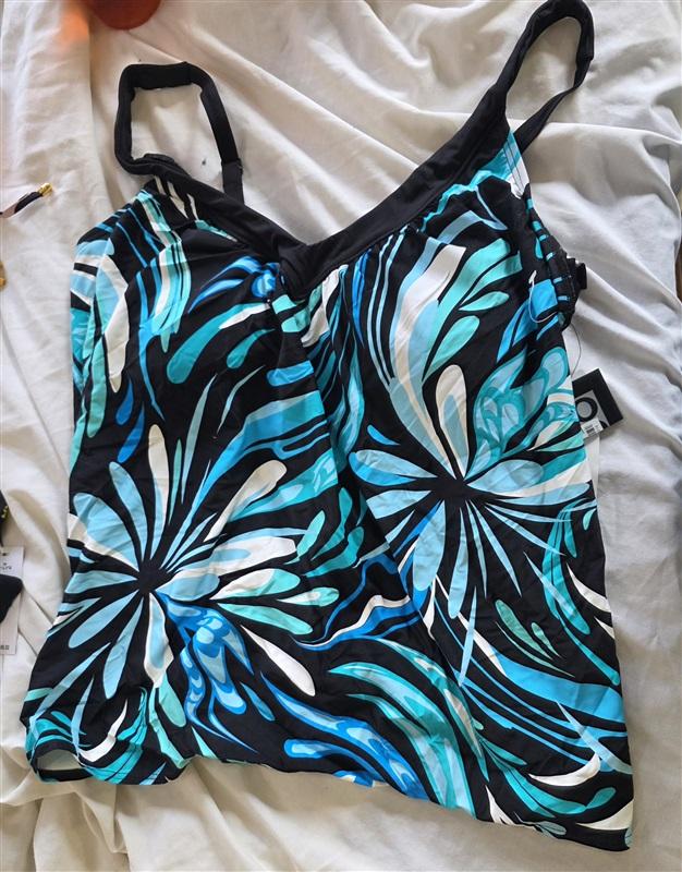 NWT Coco Reef 36DD Divine Power Underwire Black Blue Swirl Tankini 132490