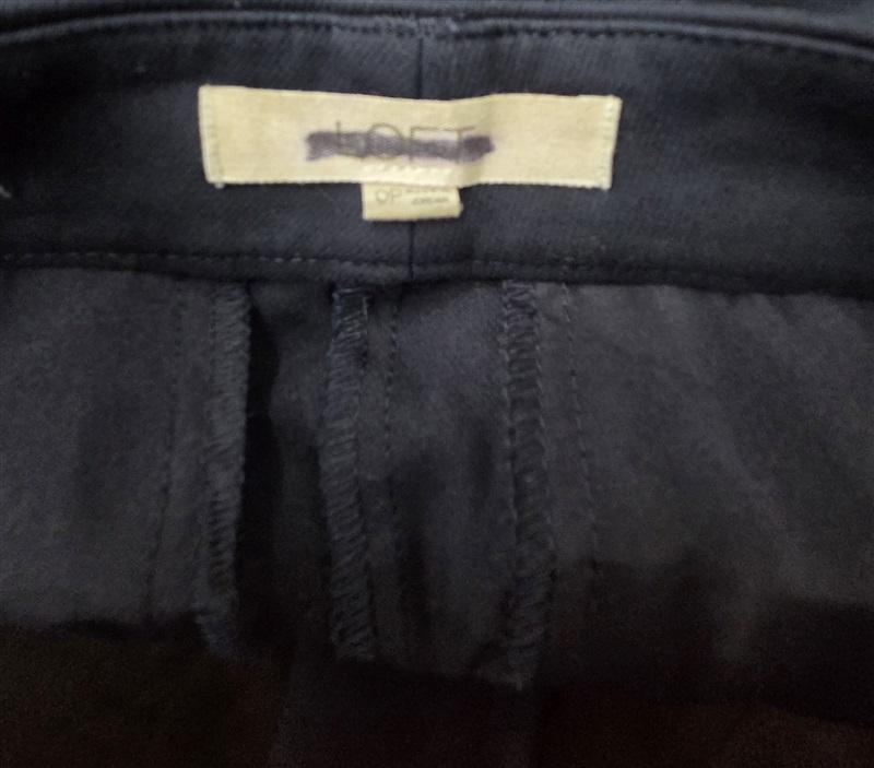 NWOT The Loft 0P Sutton Skinny pants Navy Blue 132504