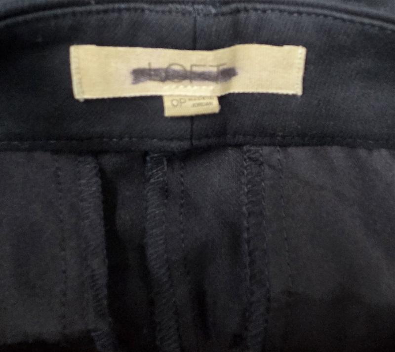 NWOT The Loft 0P Sutton Skinny pants Navy Blue 132504