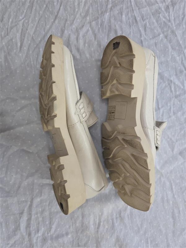 PO DV Dolce Vita 7.5 Lug Sole Penny Leather Loafers Ivory 132516