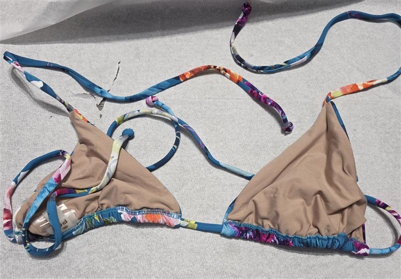 NWOT Pilyq PQ SM Spiritual Bloom Basic Triangle String Bikini Top Blue 132535