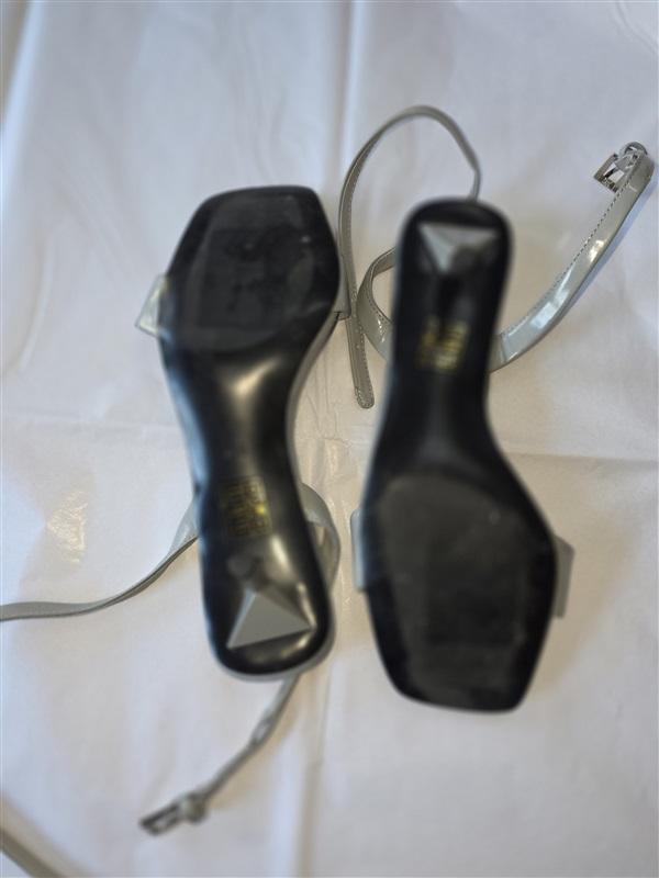 NWOTD Jeffrey Campbell 6.5 Evoke Kitten Heel Ankle Wrap Sandals Gray 132576