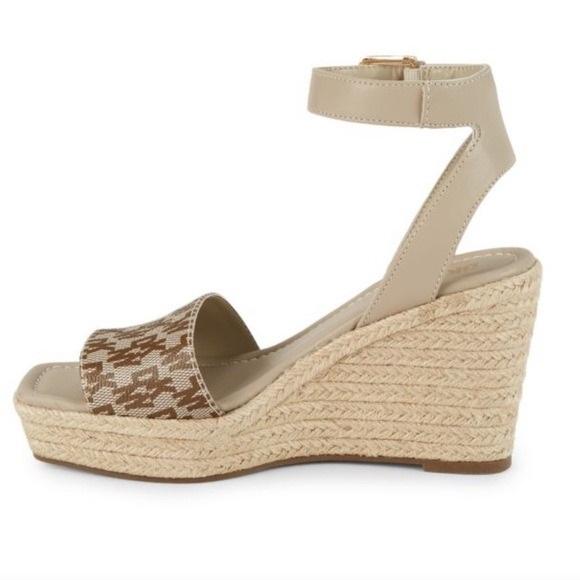 NWOT DKNY Calima 9 Logo Espadrille Wedge Ankle Strap Sandals Beige Brown 132579
